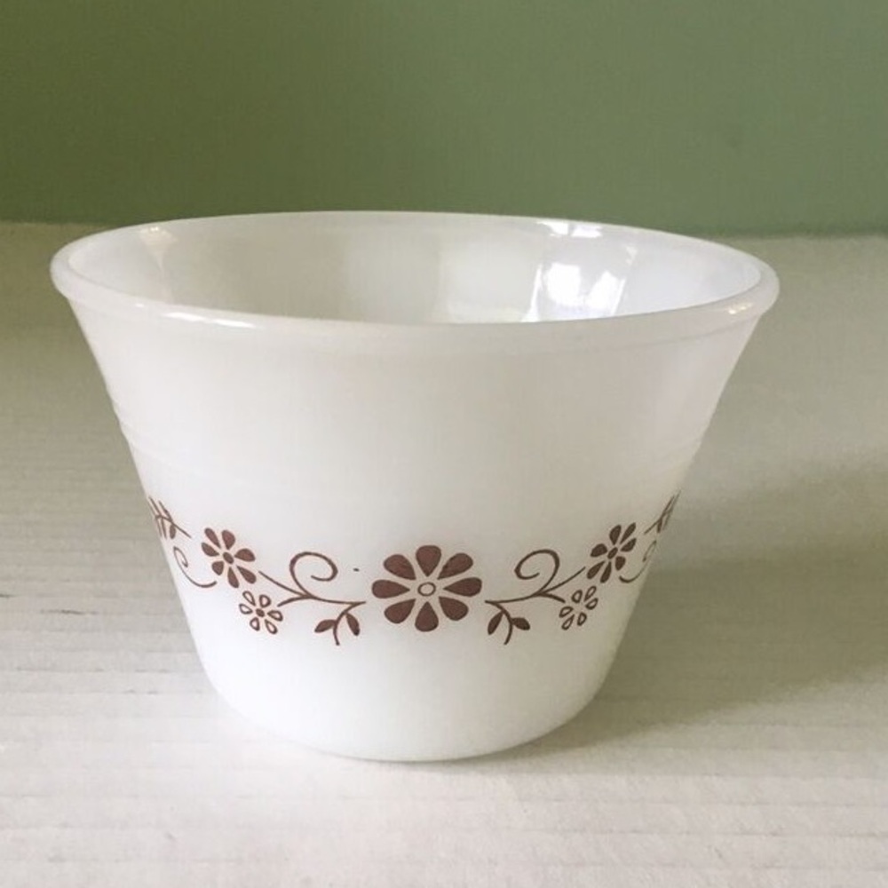 Vintage Milk Glass Custard Cup Dynaware Pyr-o-rey Brown Daisy Flower 3 1…
